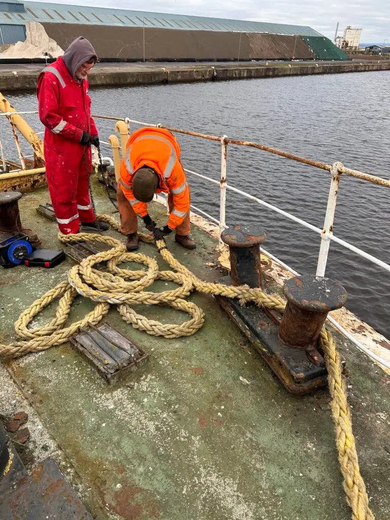 Explorer volunteers adjusting the moorings